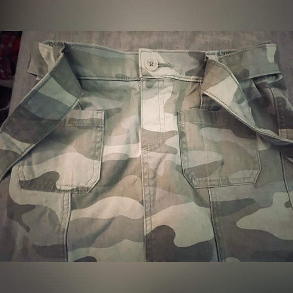 Abercrombie Kids - camo print skort - Picture 2 of 7